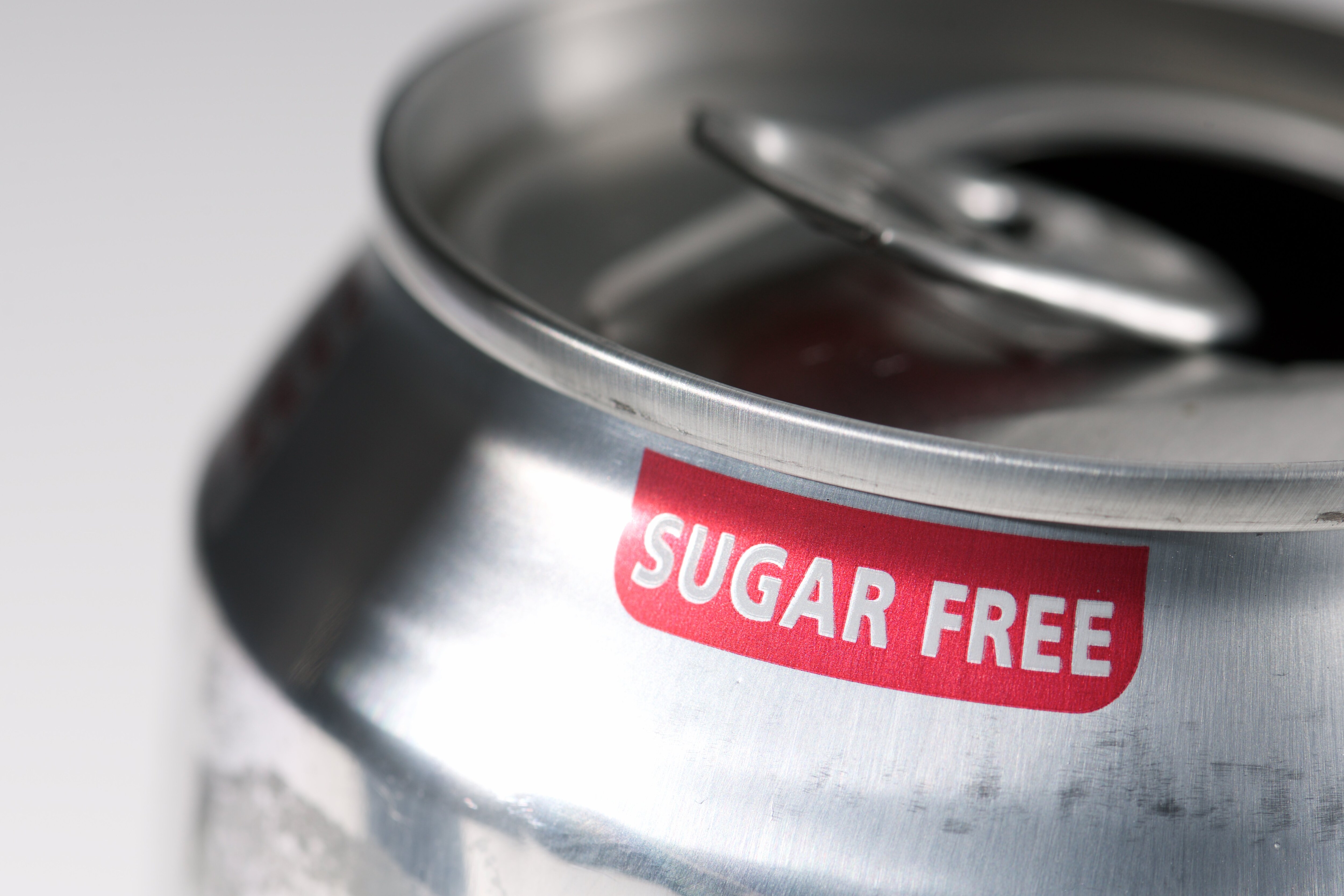 Photo of a sugar-free soda can 